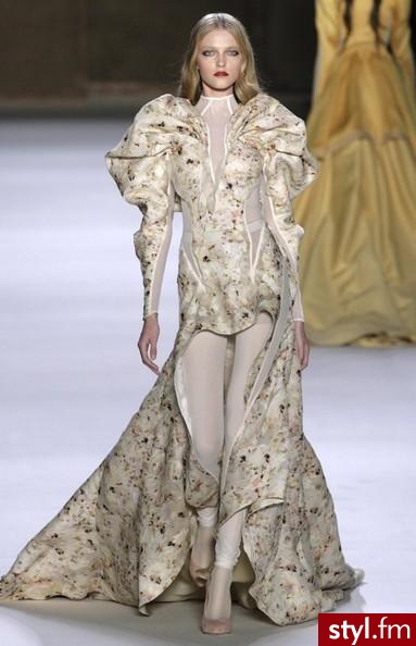 Olivier Theyskens - kolekcja wiosna/lato 2009 - Pozostałe Ciuchy Moda