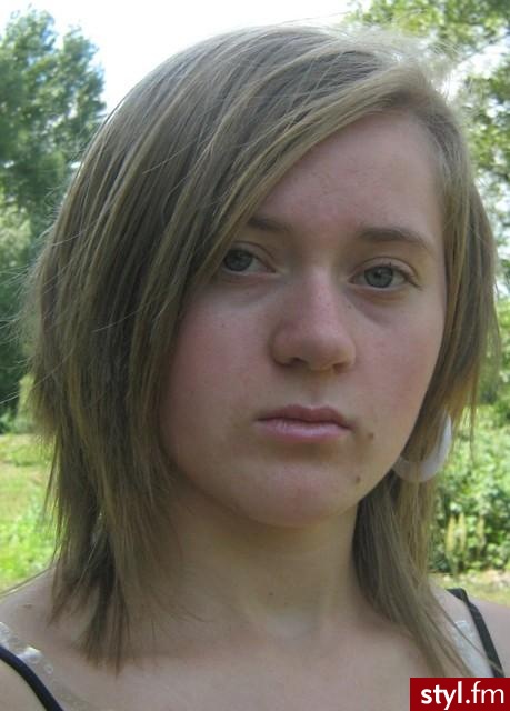 Średnie Fryzury