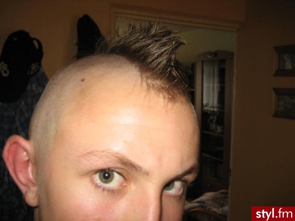 Miałem Wiele Irokezów I Tu Przedstawie Kilka Z Nich ^^ - Punk Rock Alternatywne Średnie Fryzury