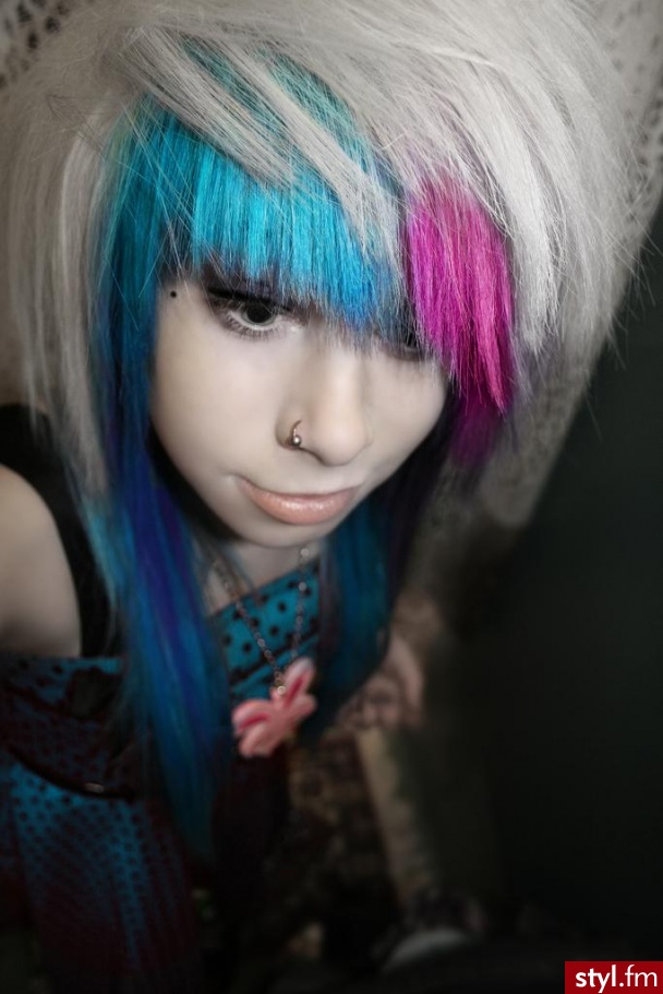 EMO Alternatywne Średnie Fryzury