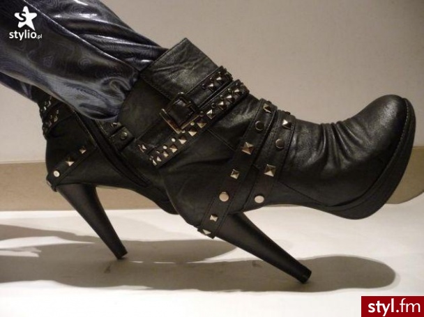 Pozostałe Buty Moda
