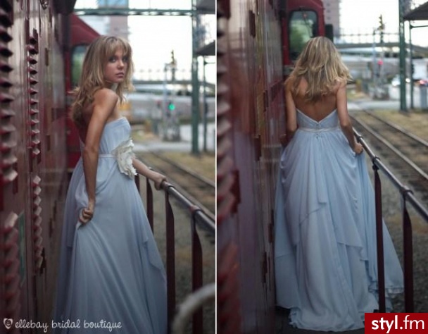 Sukienki Moda