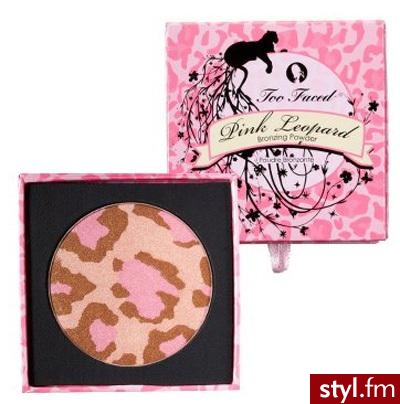 brązujący puder do twarzy z gepardzim motywem firmy Too Faced - 28.90$ - Gadżety Inne Moda