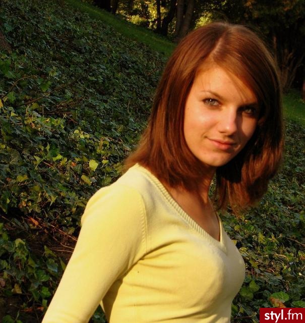 Średnie Fryzury