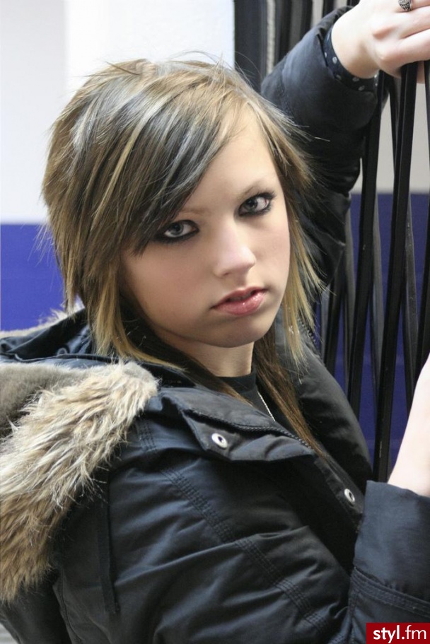 EMO Alternatywne Średnie Fryzury