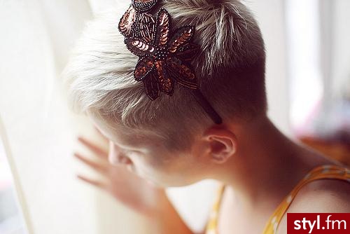 Blond Rozpuszczone Proste Na co dzień Krótkie Fryzury