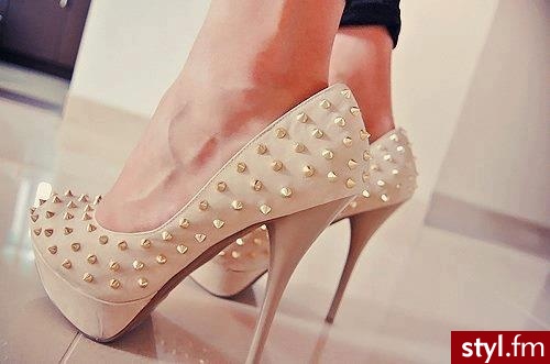 Szpilki Buty Moda