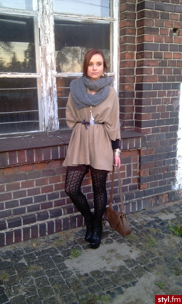 Zapraszam na mojego bloga: http://lubieczern.blogspot.com/ - Pozostałe Bielizna Moda