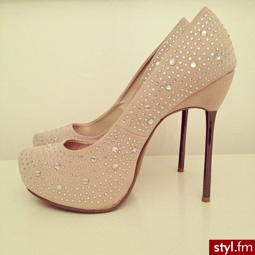 Szpilki Buty Moda