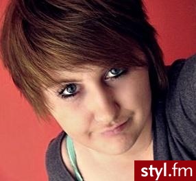 Średnie Fryzury