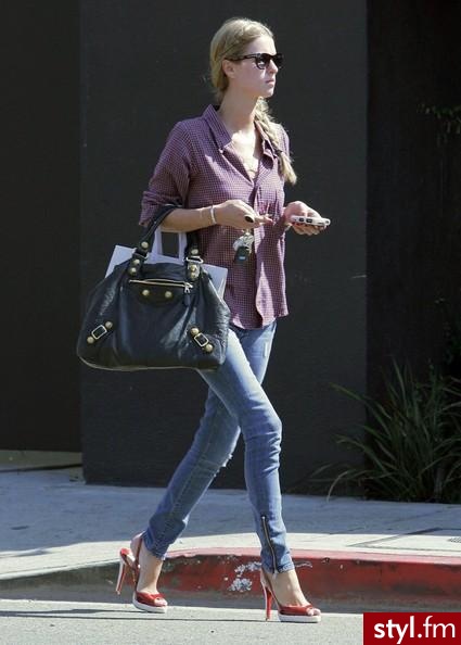 Nicky Hilton - Moda uliczna Inne Moda