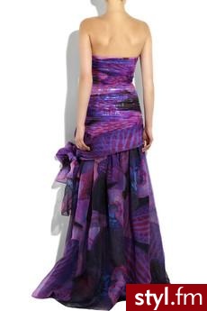 suknia. €1,685  Matthew Williamson  
Jeżeli już jest proszę o link - Pozostałe Ciuchy Moda