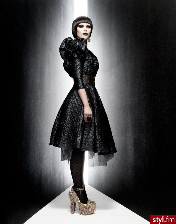 Sukienki Moda