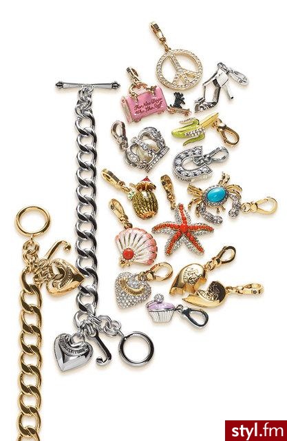 Bransoletki + charmsy od Juicy Couture. Cena bransoletki to $42, dodatki do niej są w różnych cenach. :) - Pozostałe Dodatki Moda