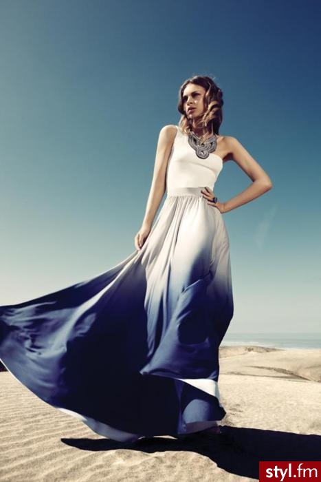 Sukienki Moda