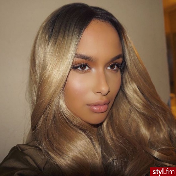 Blond Rozpuszczone Kręcone Na co dzień Długie Fryzury