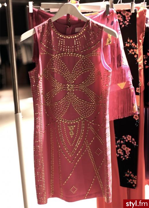 Sukienki Moda