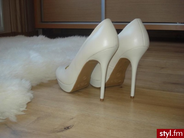 Szpilki Buty Moda