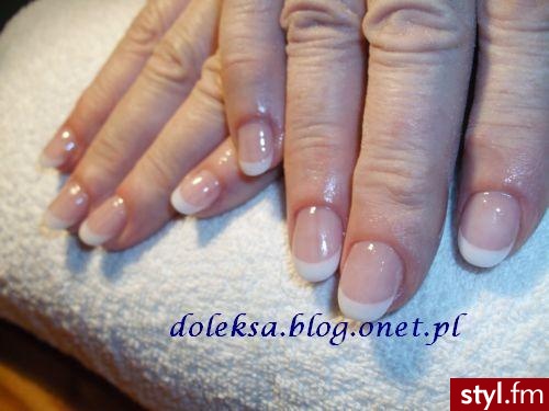 Migdałki French Akryl Paznokcie