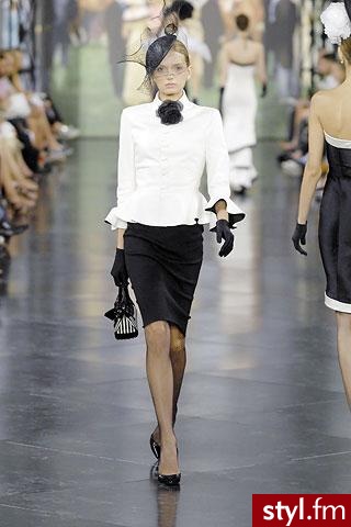 sukienka. Ralph Lauren
Jeżeli już jest proszę o link - Pozostałe Ciuchy Moda