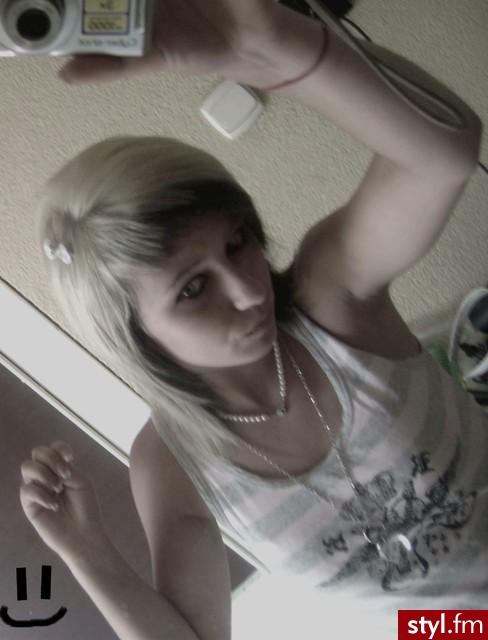 I CAn Always MAke you smile ! - EMO Alternatywne Średnie Fryzury