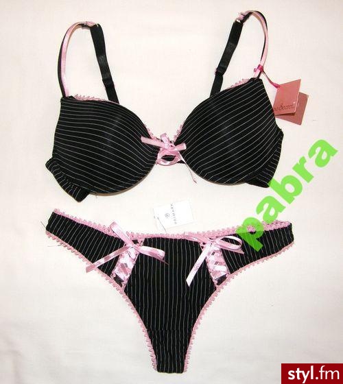 komplecik2. komplecik2 - Pozostałe Ciuchy Moda
