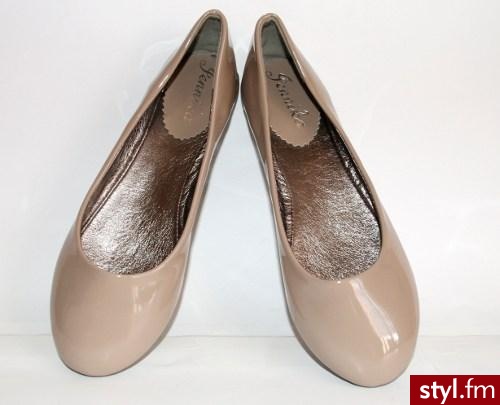 must have - Pozostałe Buty Moda