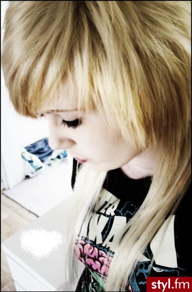 EMO Alternatywne Średnie Fryzury