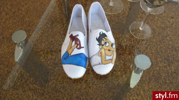 Pozostałe Buty Moda