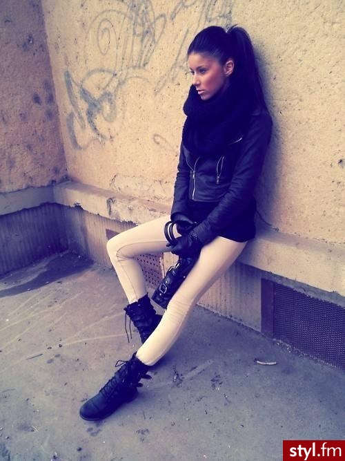 Materiałowe Spodnie Moda