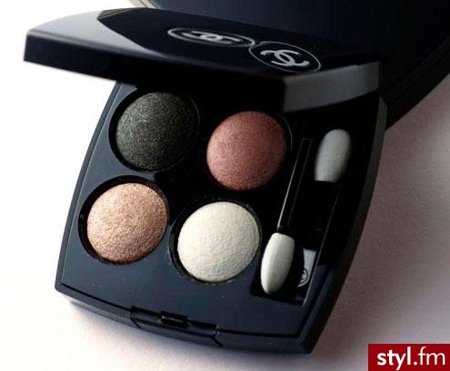 CHANEL Cena: $ 61 - Misz-masz