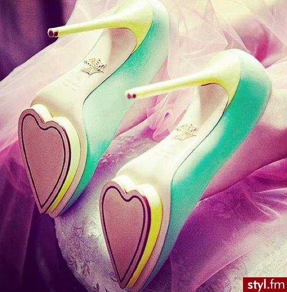 Szpilki Buty Moda