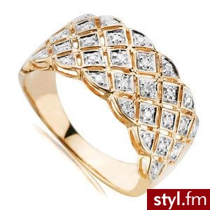 PIERŚCIONEK YES Z DIAMENTAMI - MODEL 0429
1349 PLN - Pozostałe Dodatki Moda