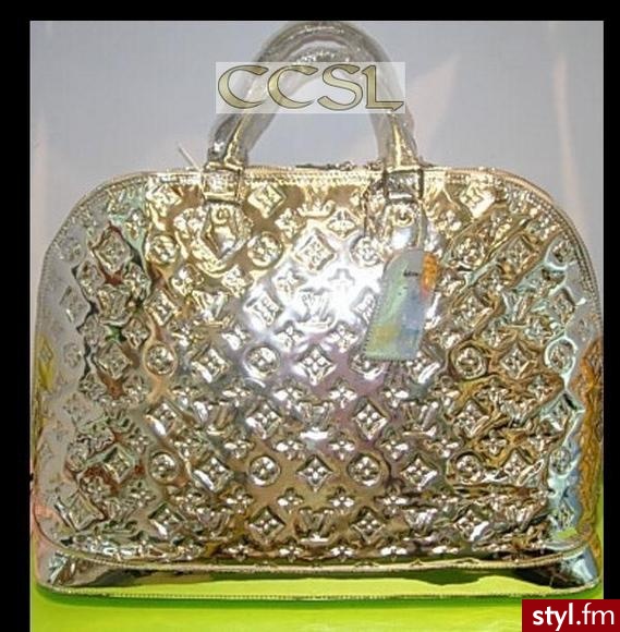 Kardashian. Khloe Kardashian-Louis Vuitton - Moda uliczna Inne Moda