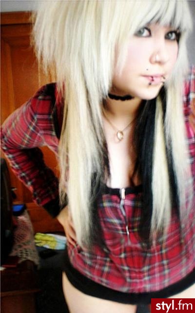 EMO Alternatywne Średnie Fryzury