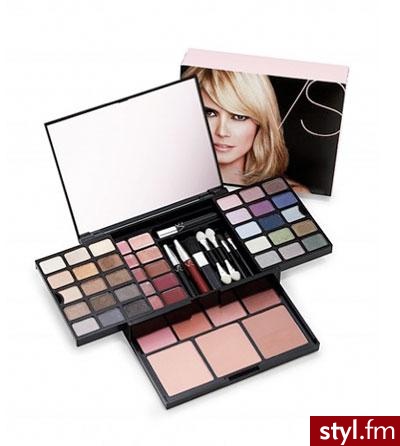 Victoria’s Secret - $29.50. 30 cieni, 5 błyszczyków, 6 szminek, 4 róże, bronzer, tusz do rzęs, kredka do ust, kredka do oczu, puder rozświetlający, puder - po prostu wow ;p - Misz-masz