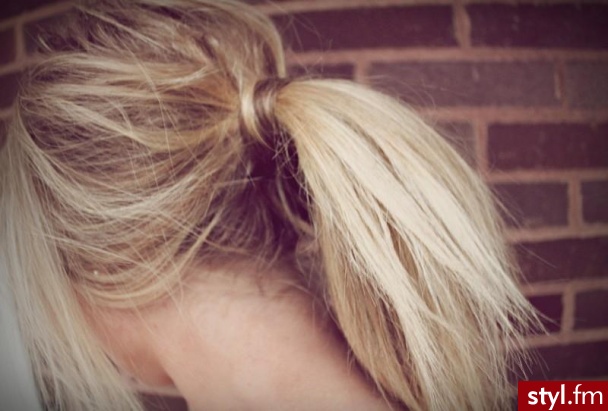 Blond Rozpuszczone Proste Na co dzień Średnie Fryzury