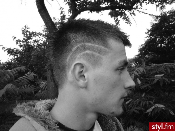 .... ;) - Punk Rock Alternatywne Średnie Fryzury