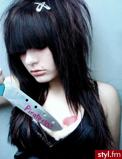 (\",) - EMO Alternatywne Średnie Fryzury