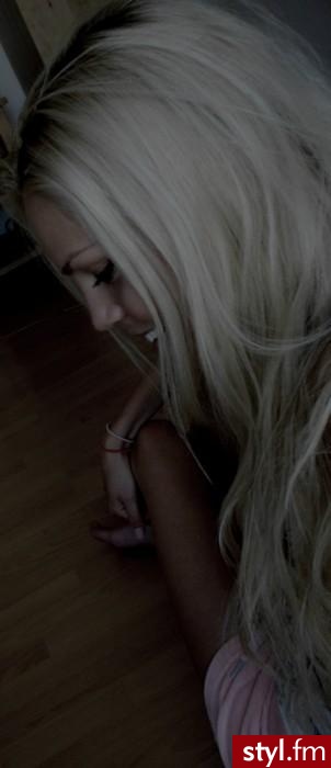 Blond Rozpuszczone Kręcone Na co dzień Długie Fryzury