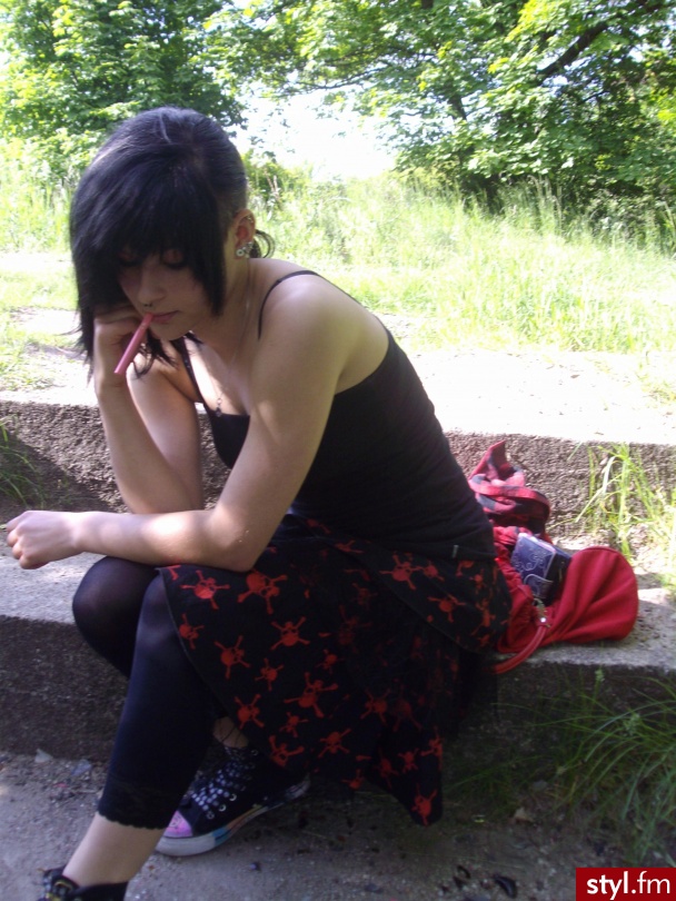 Moja kochana spodniczka z rock arta ^^

QUEEN OF DARKNESS - Pozostałe Ciuchy Moda