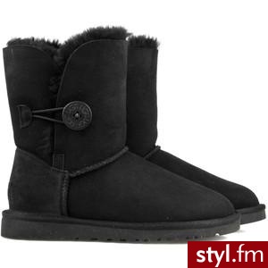 Uggs - Polyvore. Pobrano ze strony: http://www.polyvore.com/uggs/collection?id=609849 - Pozostałe Buty Moda