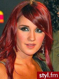 DulceMaria. Zbuntowani Verano De Amor - Wieczorowe Średnie Fryzury