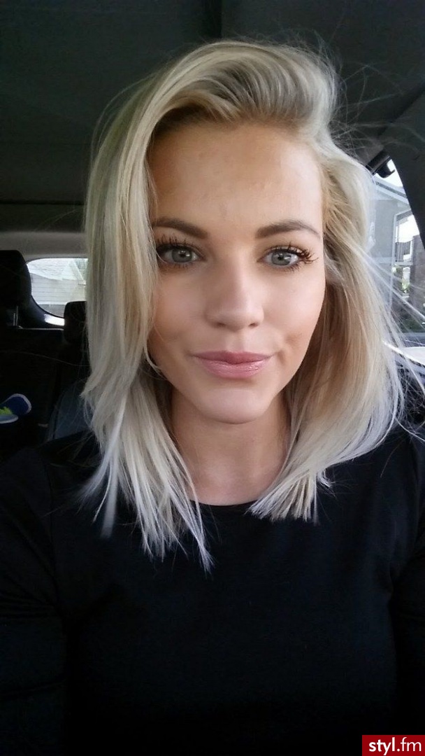 Blond Rozpuszczone Proste Na co dzień Krótkie Fryzury