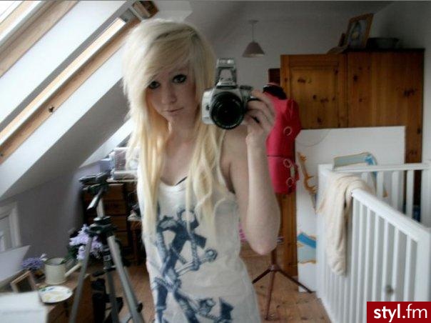Kręcone Na co dzień Średnie Fryzury