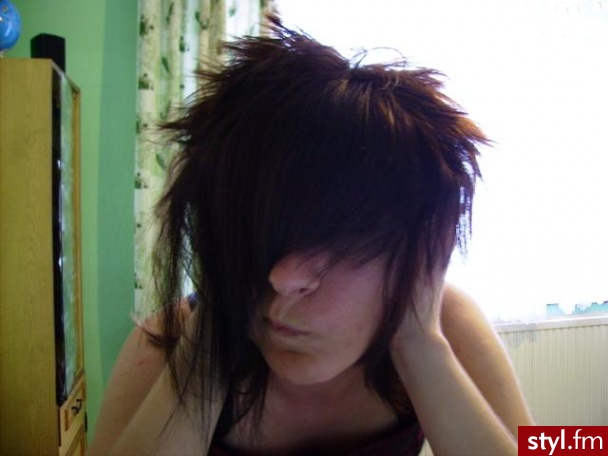 EMO Alternatywne Średnie Fryzury