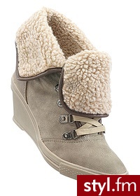 Bonprix Botki na koturnie jasnoszary 971422_25116 - Botki Buty Moda