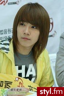 Lee Hong Ki - Średnie Męskie Fryzury