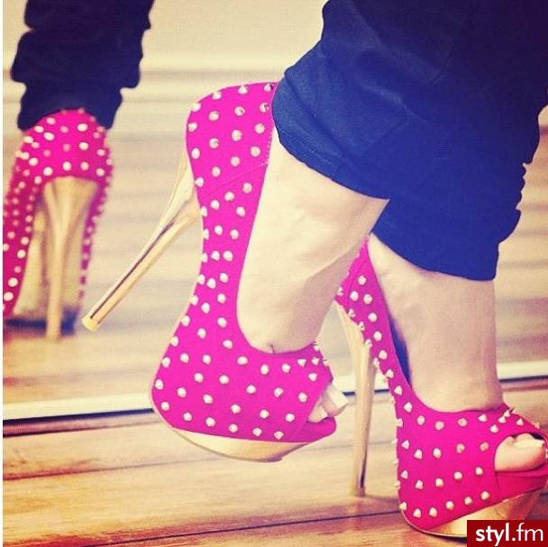Szpilki Buty Moda