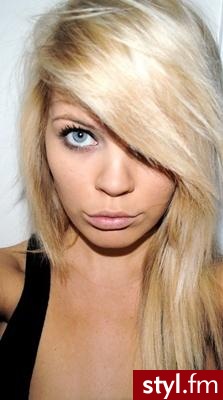 Średnie Fryzury